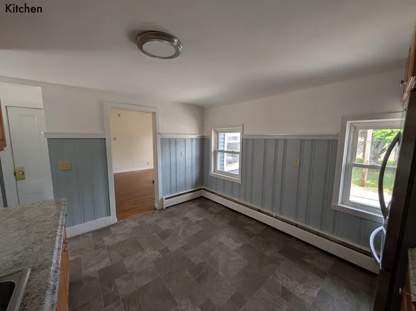 526 Plainfield St, Providence, RI 02909