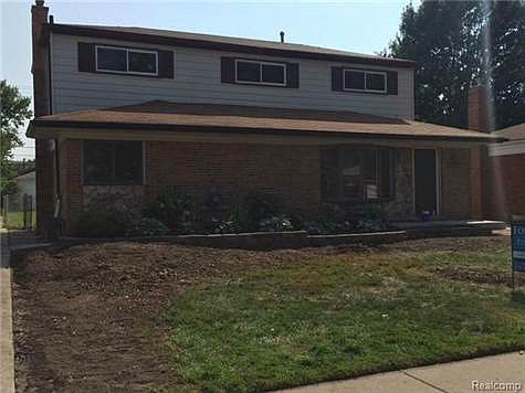 1st image of 23054 Recreation St