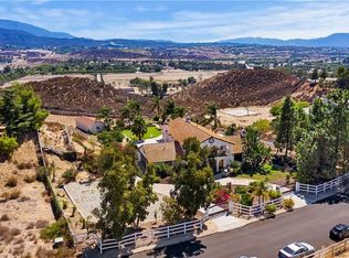 35215 Via Cerro Vis, Temecula, CA 92592