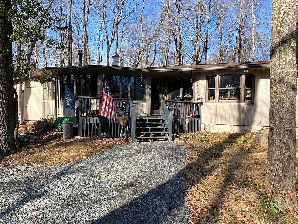 1st image of 2305 Hillcrest Dr