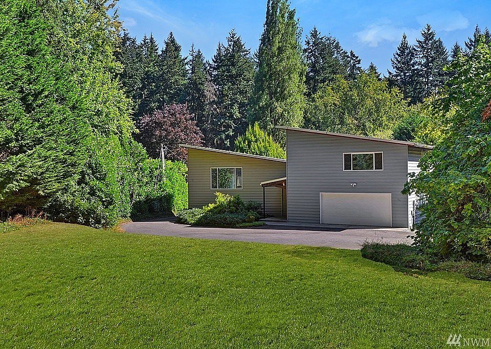 1st image of 16735 30th Ave NE