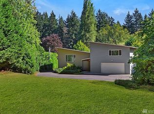 16735 30th Ave NE, Lake Forest Park, WA 98155