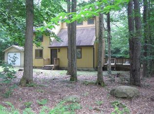 1113 Apache Trl, Gouldsboro, PA 18424