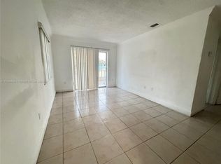 16150 NE 21st Ave APT 4, North Miami Beach, FL 33162