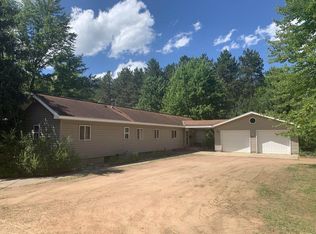 2613 Green Grove Ln, Nekoosa, WI 54457