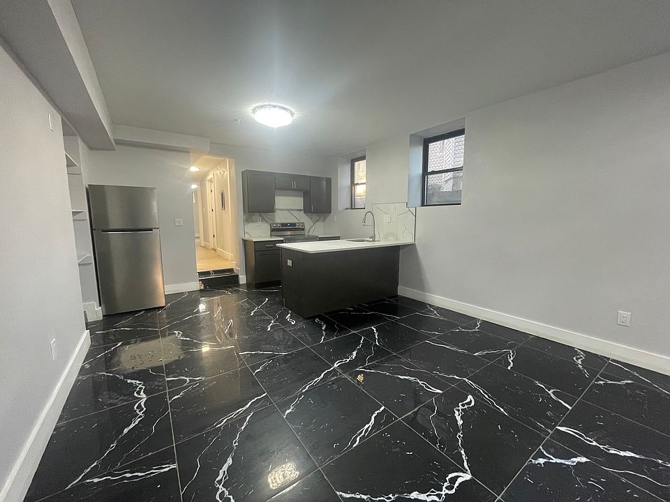 1st image of 226 Roseville Ave #B3