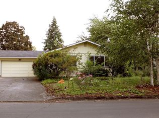 1551 Fairview Dr, Springfield, OR 97477