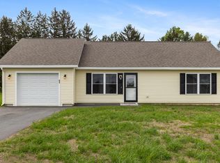 51 Stearns Farm Road, Hampden, ME 04444