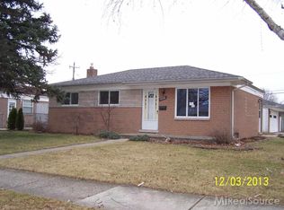 14446 Parkside Dr, Warren, MI 48088