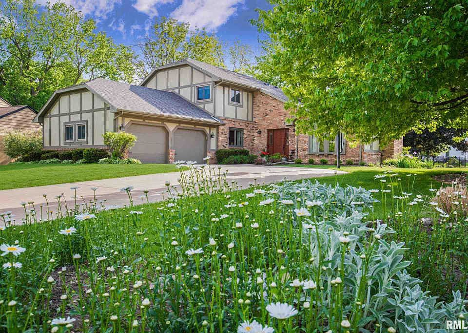 1st image of 11925 N Windcrest Ct