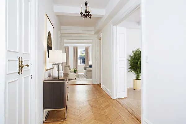 Sold by Compass | media 9