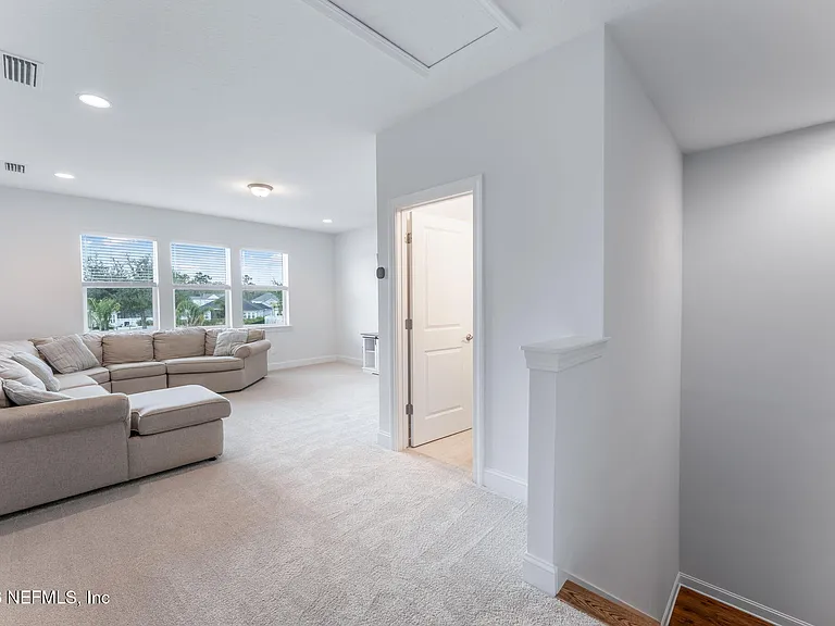 281 Pine Grove Point — Photo 25