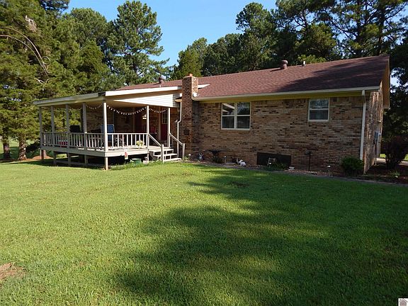 3rd image of 110 Pinewood Dr