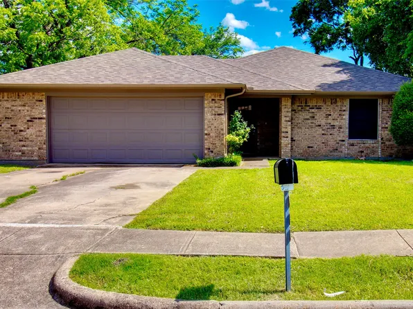 1518 Hillwood Dr, Mesquite, TX 75149