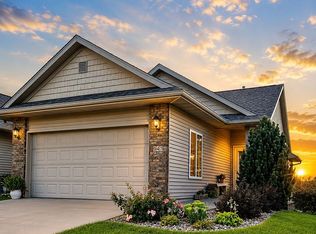 947 5th St, Kalona, IA 52247