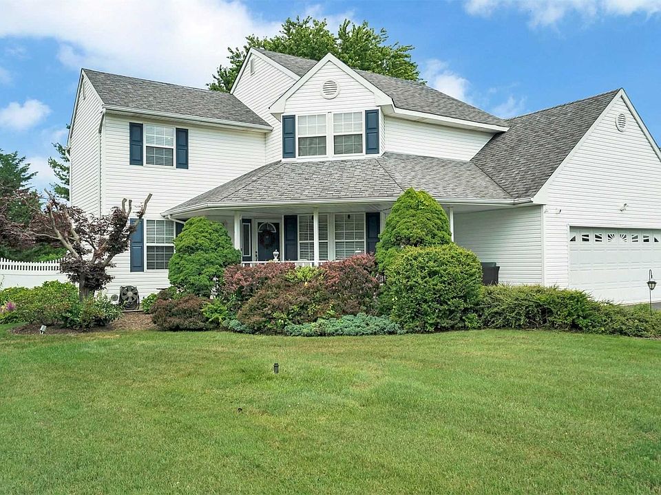 1st image of 7 Anna Ct