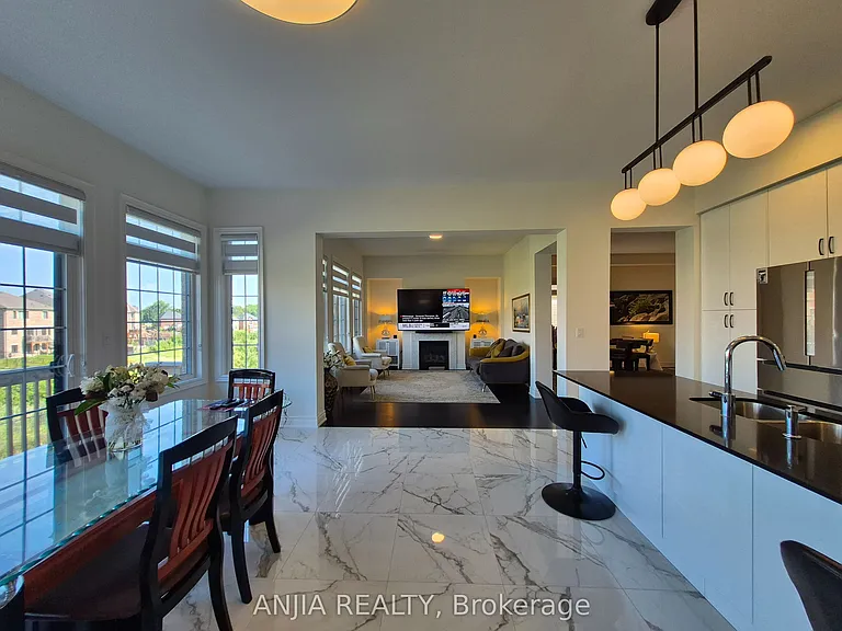50 Meadow Vista Cres #UPPER — Photo 26