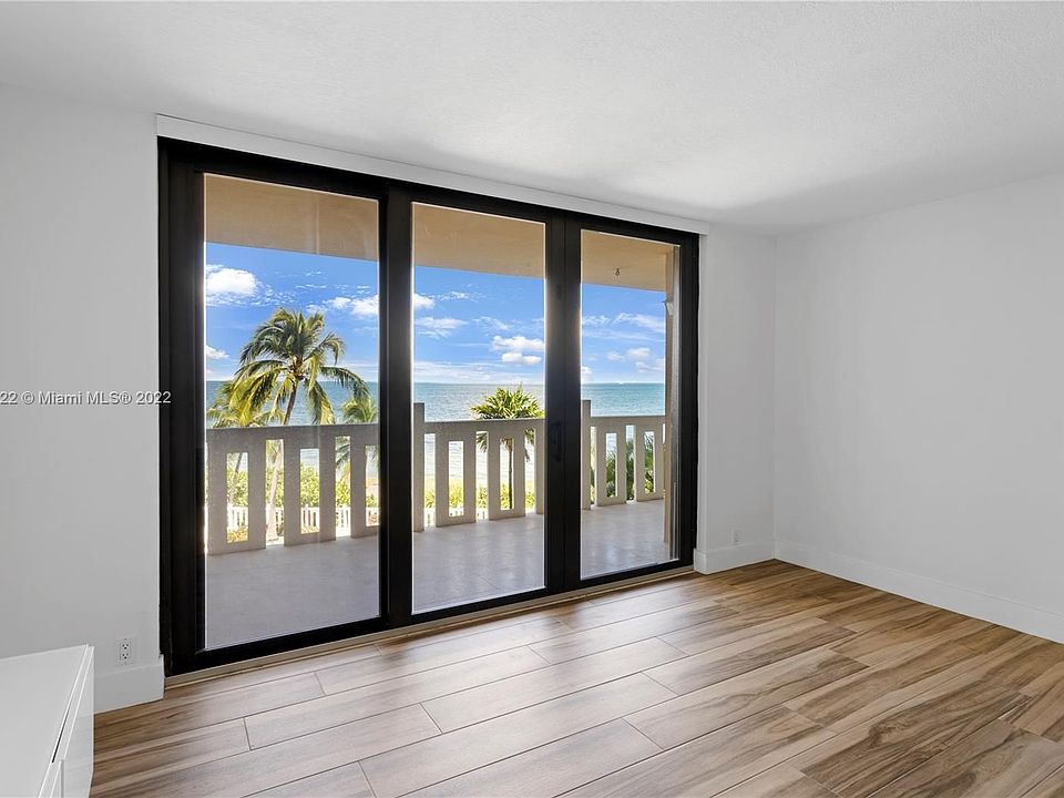 1st image of 1111 Crandon Blvd APT B305