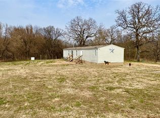 11879 N Highway 59, Summers, AR 72769