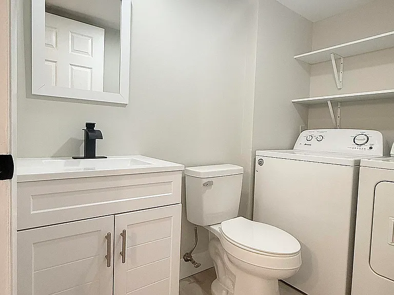 205 Charter Way — Photo 18