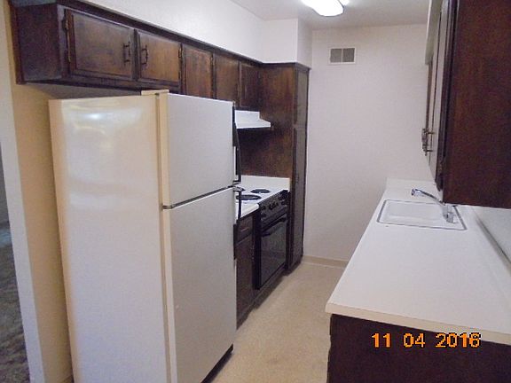 5th image of 233 N East St APT 12