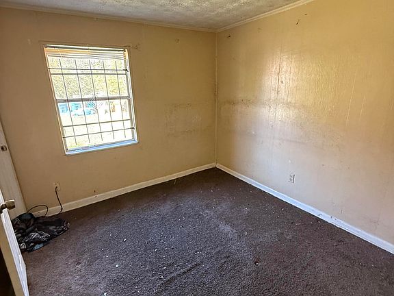 3rd image of 5551 VERBENA Road