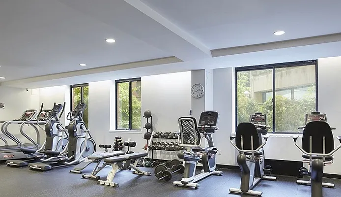 Sold by Triplemint | media 13