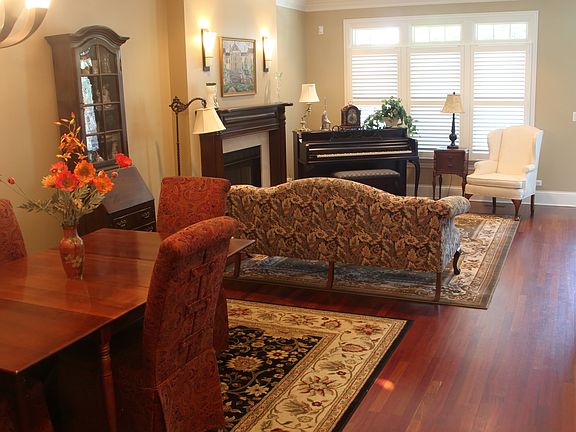 Dining room zoned for sound