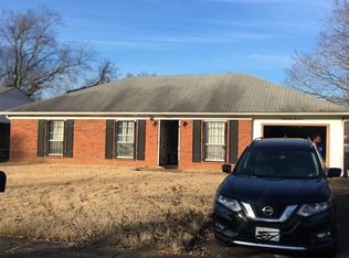 6300 Martinwest Dr, Millington, TN 38053