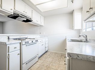 Courtyard, Hawthorne, CA 90250
