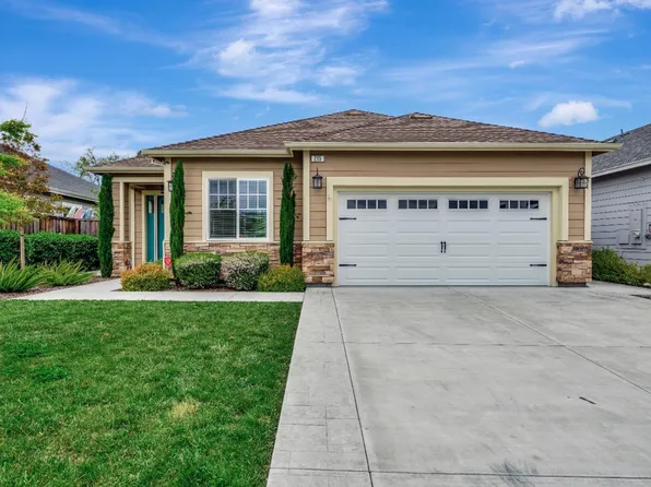 215 Darbster Place, Santa Rosa, CA 95403
