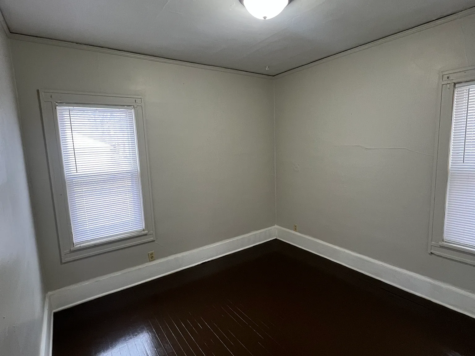 2 bed, 1000 sqft, $975 — Photo 4