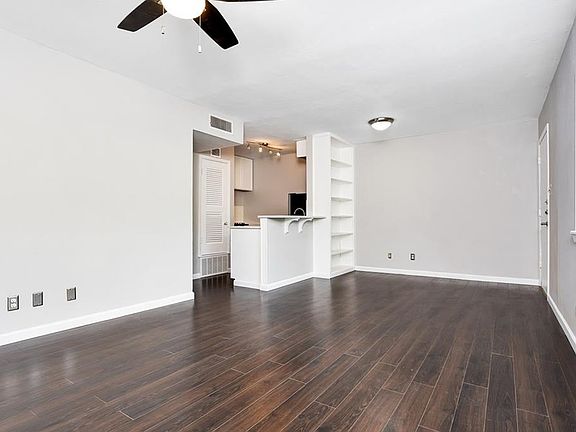 5th image of 4306 Avenue A APT 107