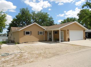 7811 Twin Lakes Rd, Manson, IA 50563
