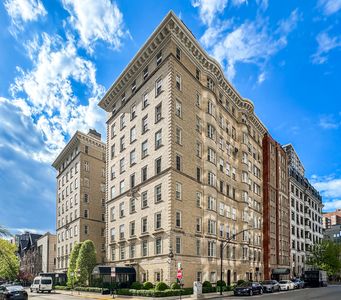 70 E Scott St APT 605, Chicago, IL, 60610