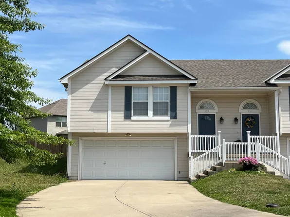 505 Regina Ct, Raymore, MO 64083