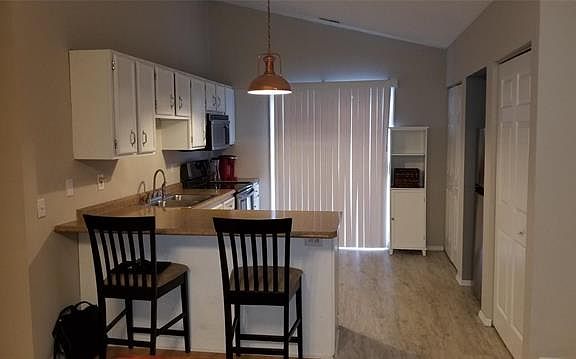 4th image of 511 Greenway Chase Ct