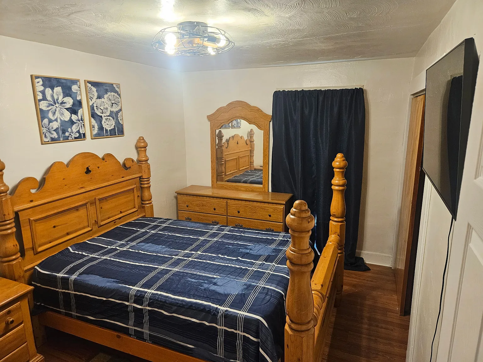 4 bed, 1650 sqft, $850 — Photo 2