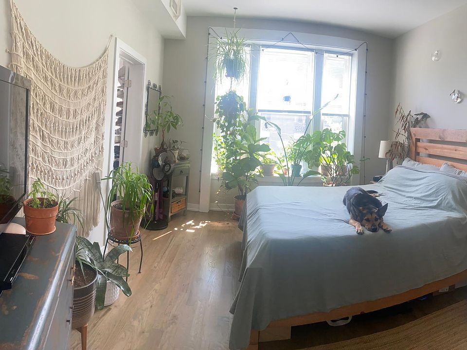 1st image of 846 N California Ave APT 3F