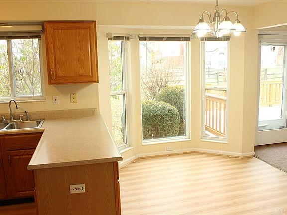 4th image of 2104 Deer Meadow Dr