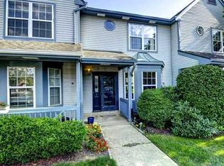 4 Montgomery Ct, East Windsor, NJ 08520