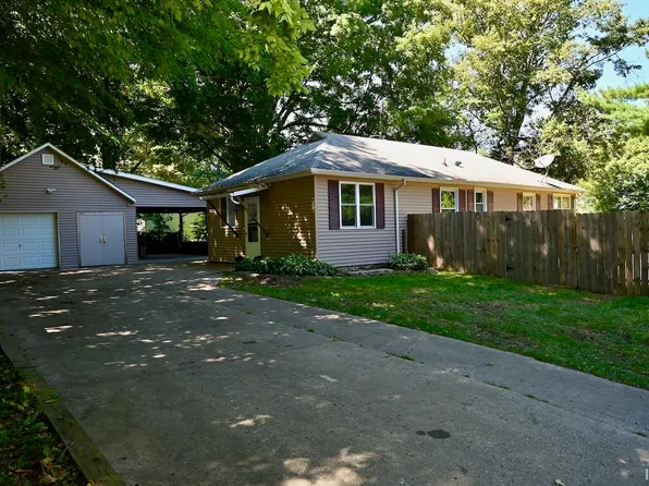 7142 N Bunde Ave, New Carlisle, IN 46552