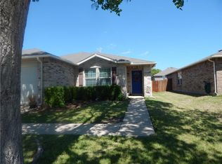1925 J Cheshier Rd, Justin, TX 76247
