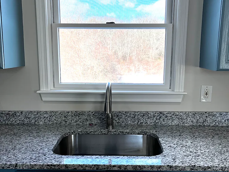 114 East Rd #B — Photo 3