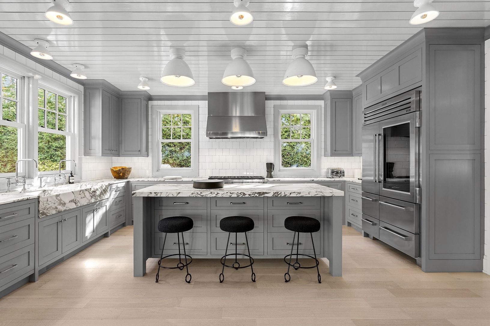  Kitchen with Large Island