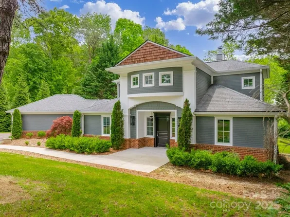 74 Eastmoor Dr, Asheville, NC 28805