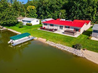 1140 E 670 S, Wolcottville, IN 46795