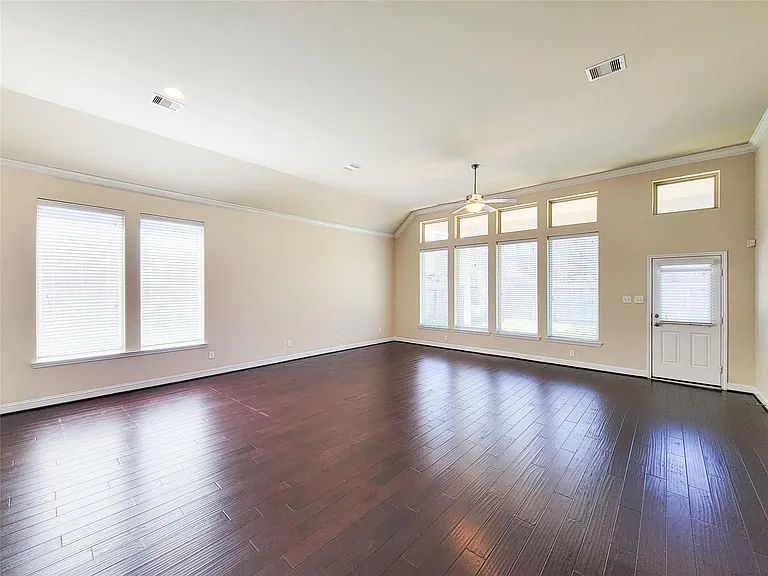 4102 Astoria Manor Ln — Photo 15