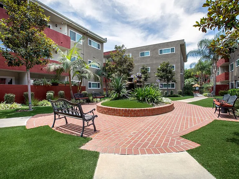 Beautiful Courtyard Seating