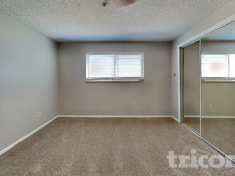 10480 Jellison Way — Photo 7
